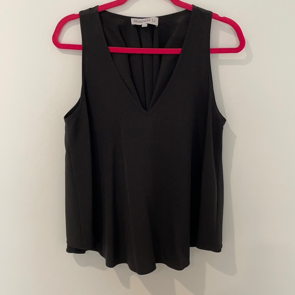 NWOT Amanda Uprichard silk crop